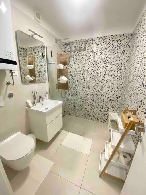 Studio Apartment Rosa Krk Veglia Exterior foto